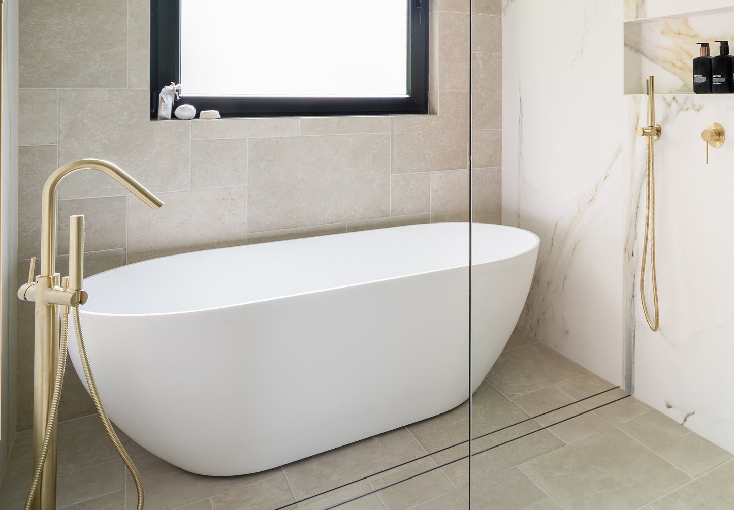 Gabriel Stone Freestanding Bath